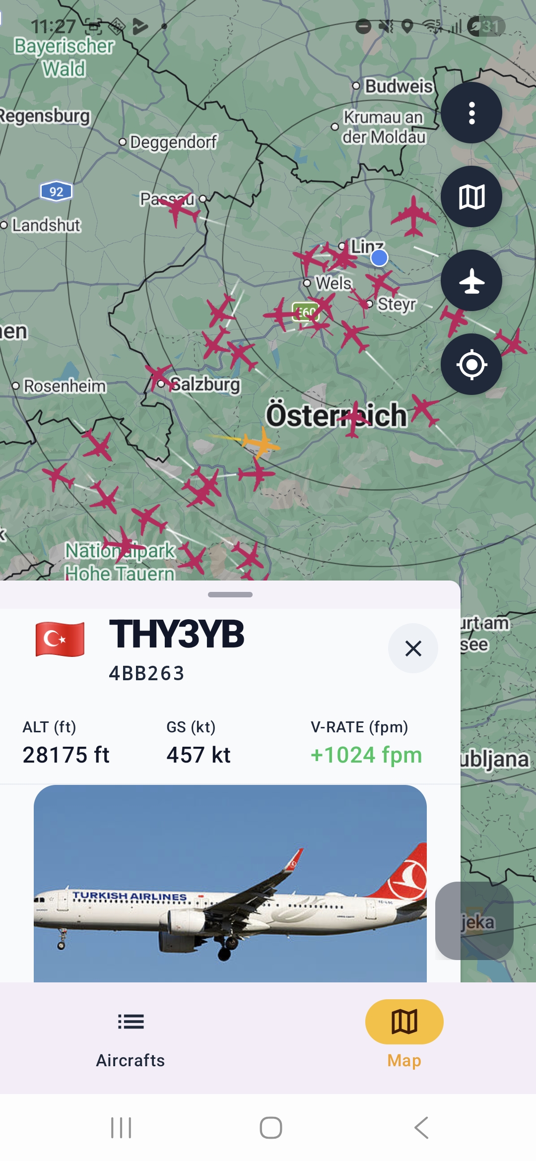 Dump1090 Android map with selected aircraft and flight trail
